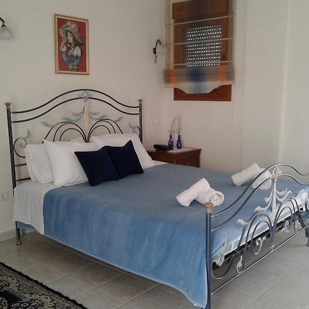 Hotel Archontiko Dimitra Vergina Luaran gambar