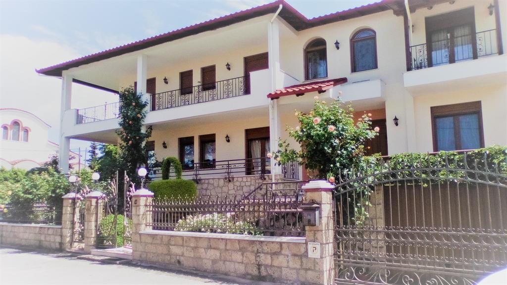 Hotel Archontiko Dimitra Vergina Luaran gambar