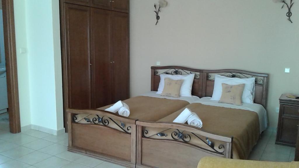 Hotel Archontiko Dimitra Vergina Luaran gambar