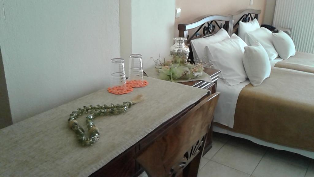 Hotel Archontiko Dimitra Vergina Luaran gambar